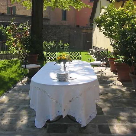 Palazzo Torriani בית הארחה 2*